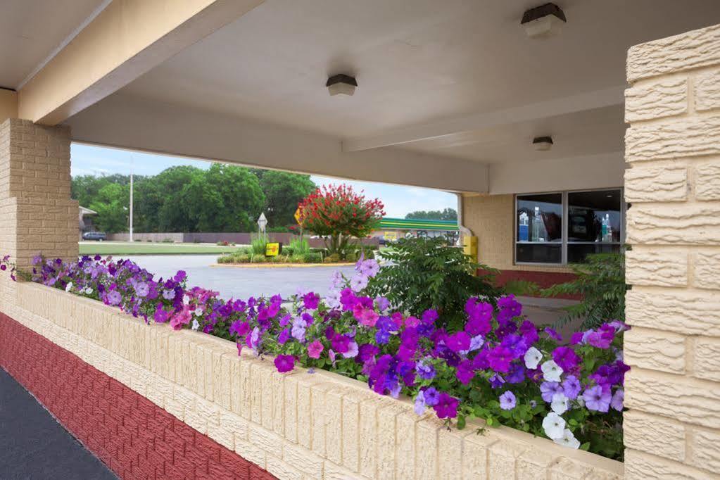 Fairbridge Inn Express Stuttgart Exterior photo